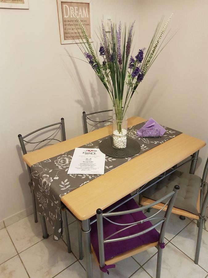 Virós Fiona'S Apartment מראה חיצוני תמונה